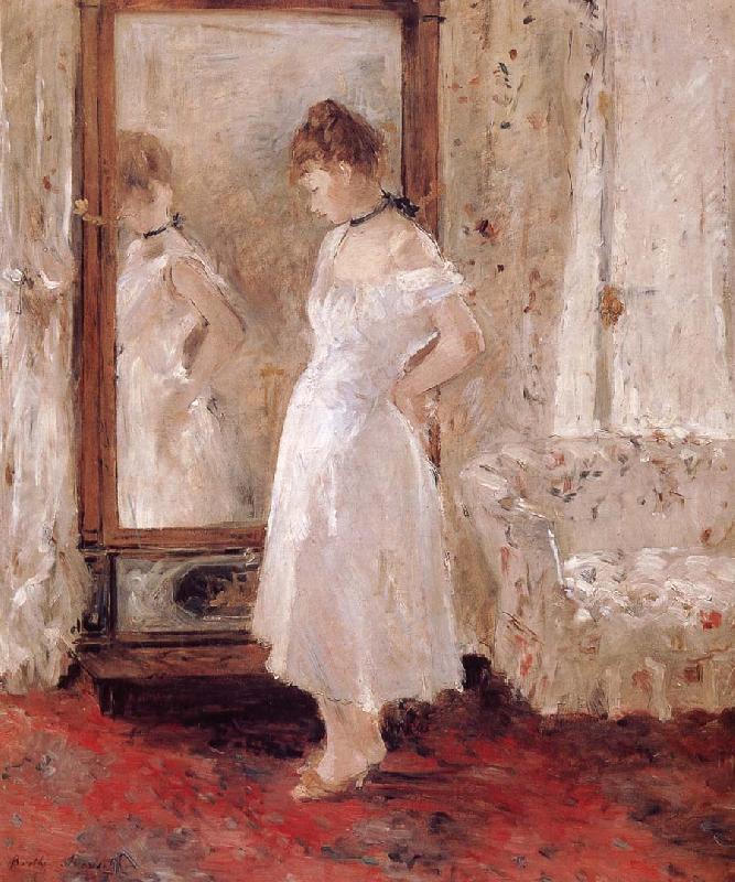  The Woman in front of the mirror